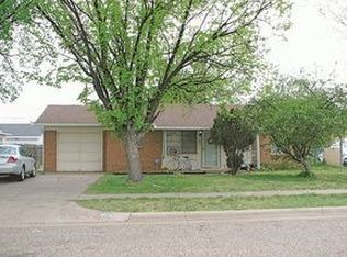 1023 Stuart Dr, Amarillo, TX 79104