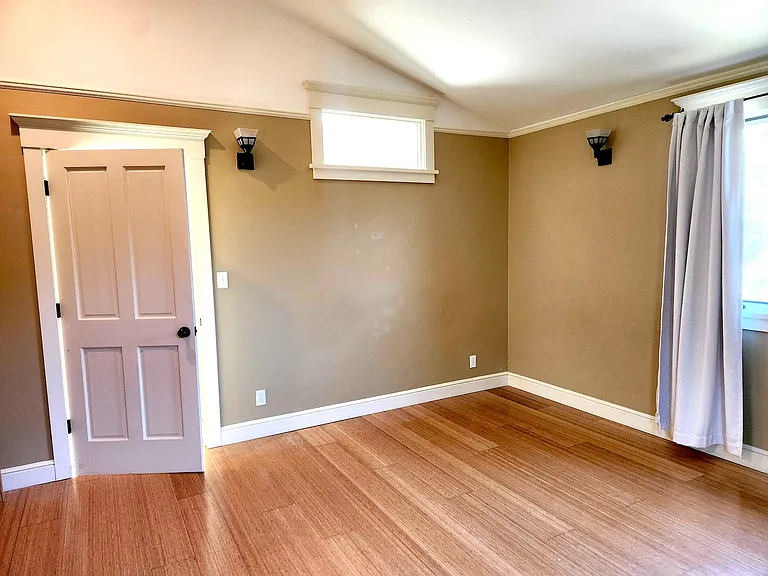 1416 Harmon St #B — Photo 4