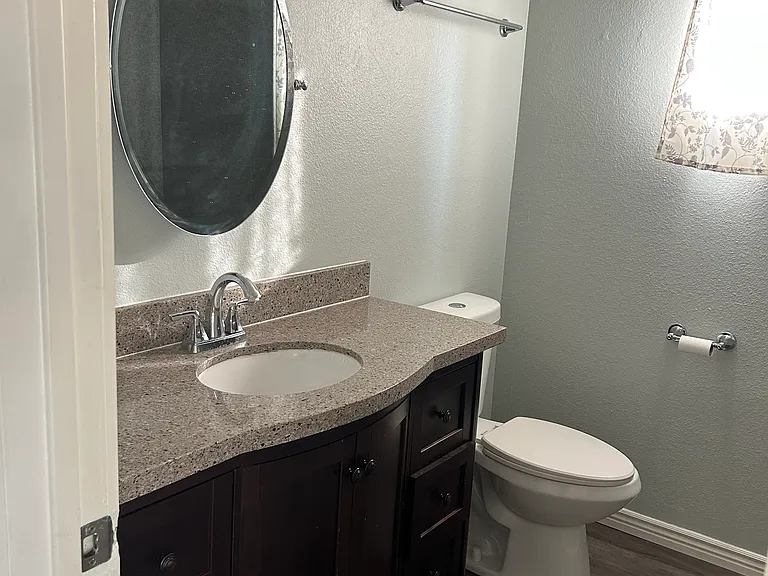 3742 W Sandra Ter — Photo 17