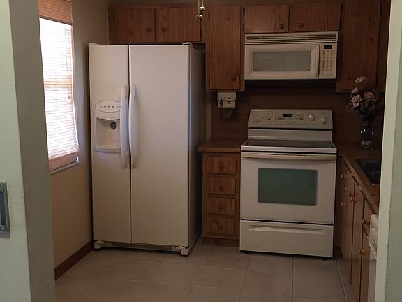5th image of 431 3rd St APT 308