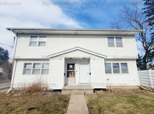 1642 E Mitchell Ave #B, Waterloo, IA 50702