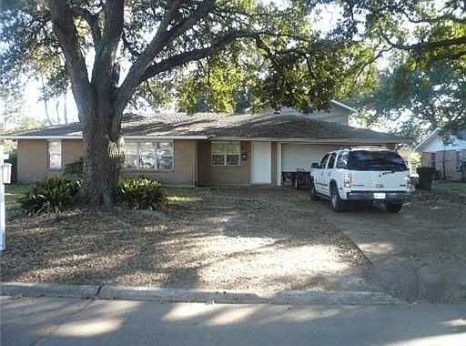 1st image of 625 Glover St