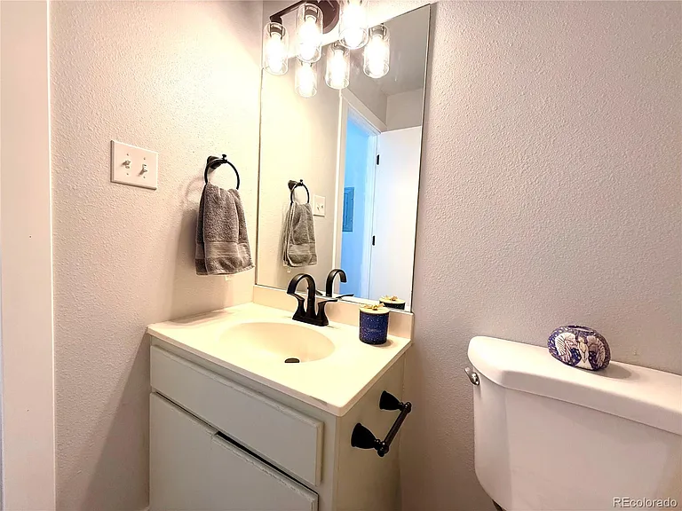531 S Angus Ave #11 — Photo 17