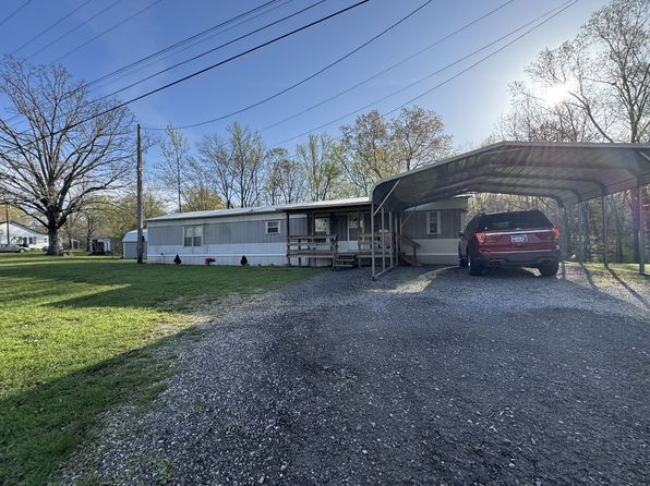 1090 The Trce, Dover, TN 37058