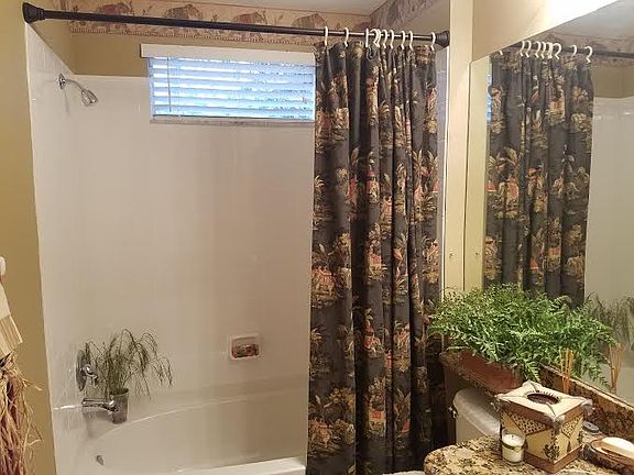 5th image of 10429 Lucaya Dr