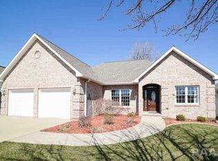 4419 W Jewelwood Ct, Peoria, IL