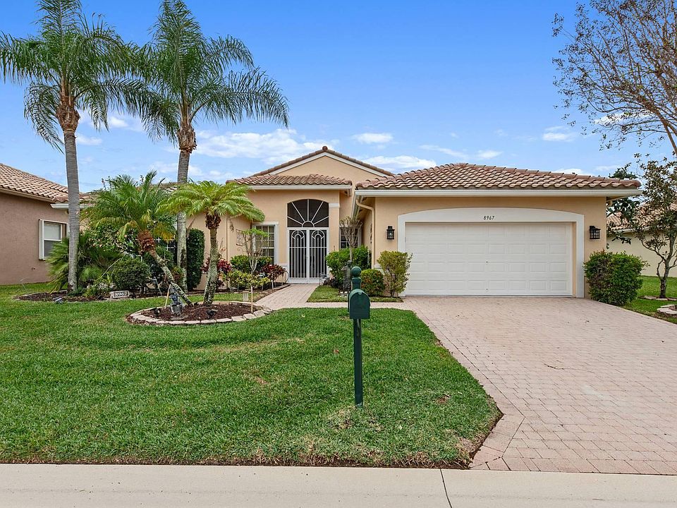 1st image of 8967 Diamonte Drive