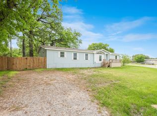 1845 Sheila Dr, Azle, TX 76020