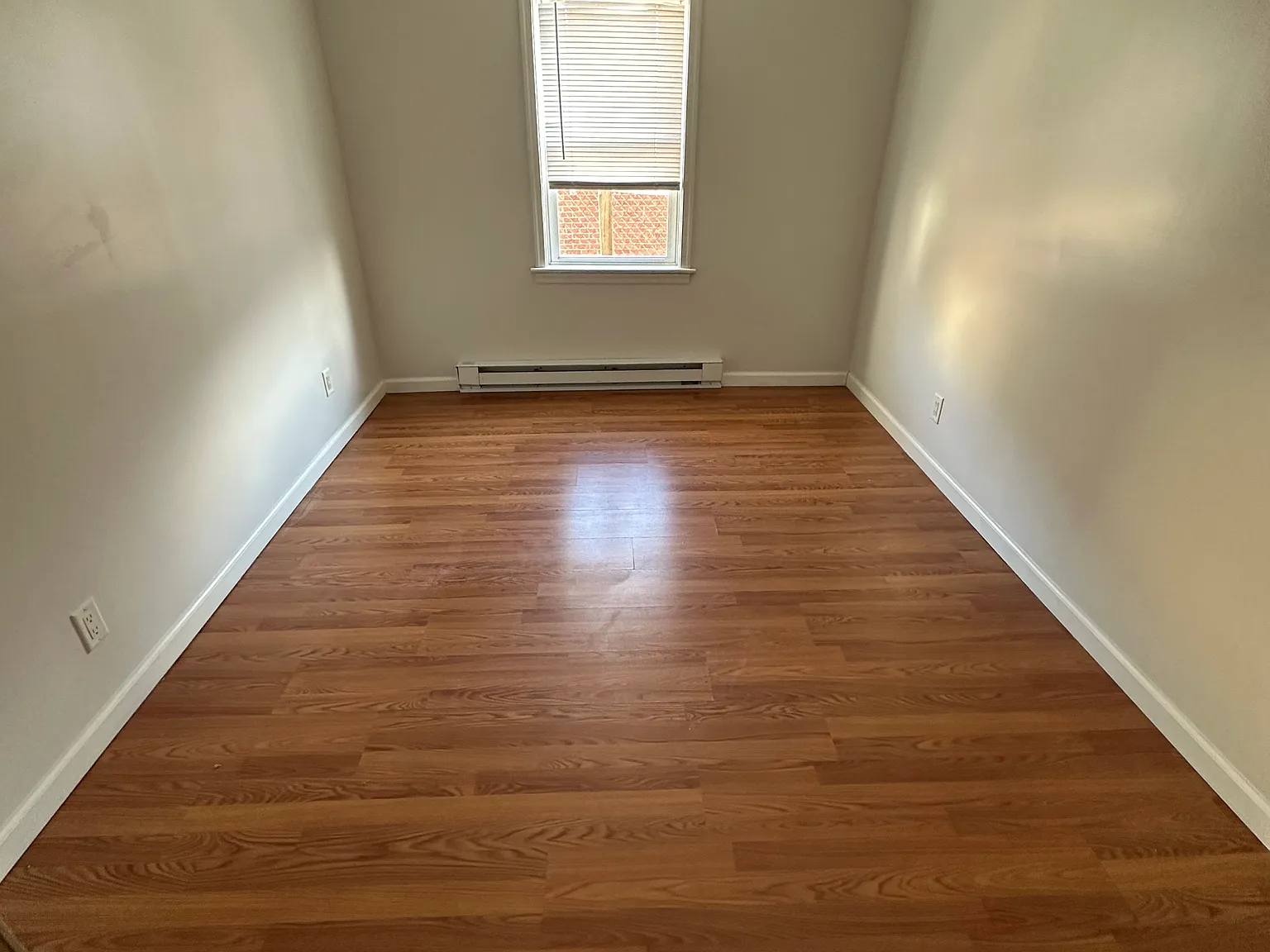2 bed, $1,100 — Photo 3