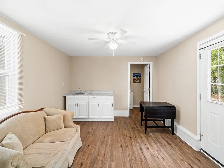1308 Long Ave #B — Photo 4