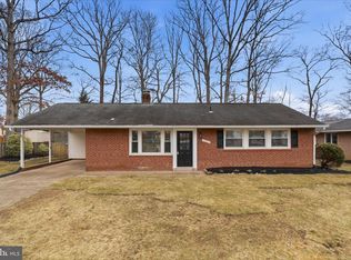 14801 Carlbern Dr, Centreville, VA 20120