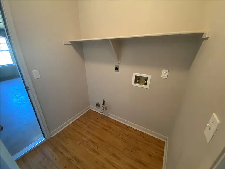 1806 Dublin Dr — Photo 30
