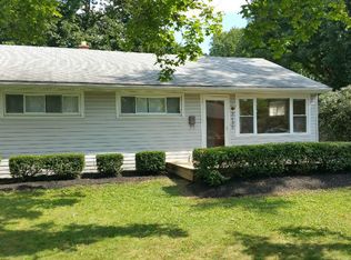 2430 Shrewsbury Rd, Columbus, OH 43221