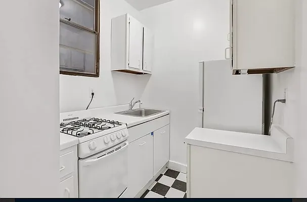 Rented by CitySites Real Estate Group | media 9