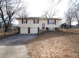 16501 E 28th Pl, Independence, MO 64055