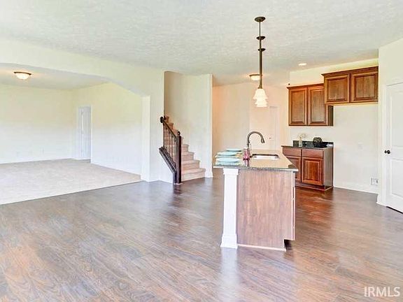 3rd image of 7445 W Natalie Dr