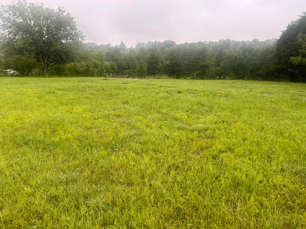 270 Deerfield Rd, Chickamauga, GA 30707