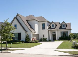 552 Trail Rider Rd, Fort Worth, TX 76114