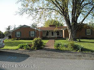 1st image of 245 Briarwood Dr