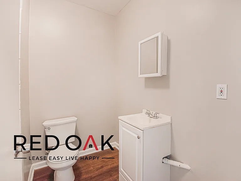 692 Valencia St #208 — Photo 12