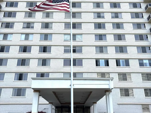 1840 Frontage Rd APT 1607, Cherry Hill, NJ 08034