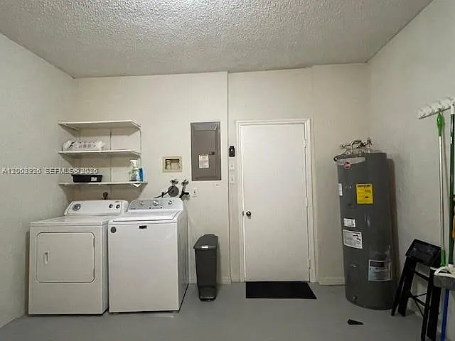 1448 Barcelona Way #1-23 — Photo 31