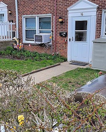 3rd image of 16 Hilltop Acre #16