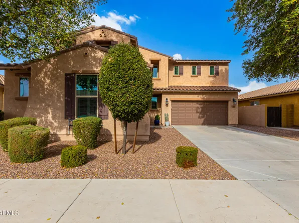 1434 E CANARY Drive, Gilbert, AZ 85297