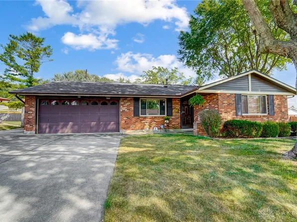 7446 Troy Manor Rd, Dayton, OH 45424