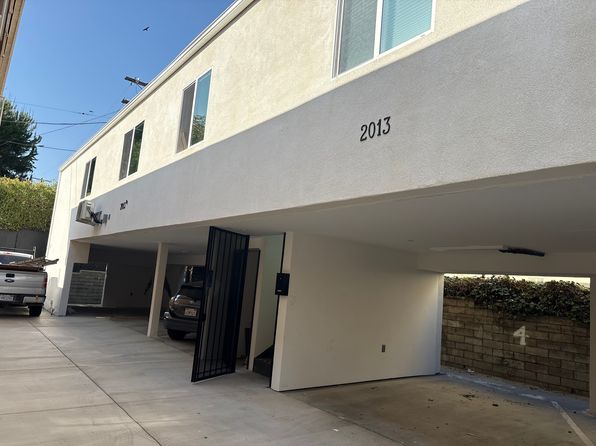 2013 Talmadge St #2013