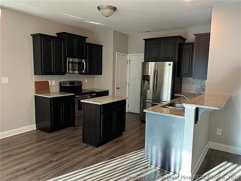 312 Derby Ln — Photo 5