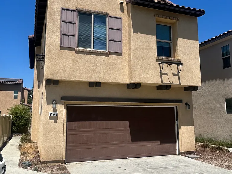 31542 Alicante Loop — Photo 1