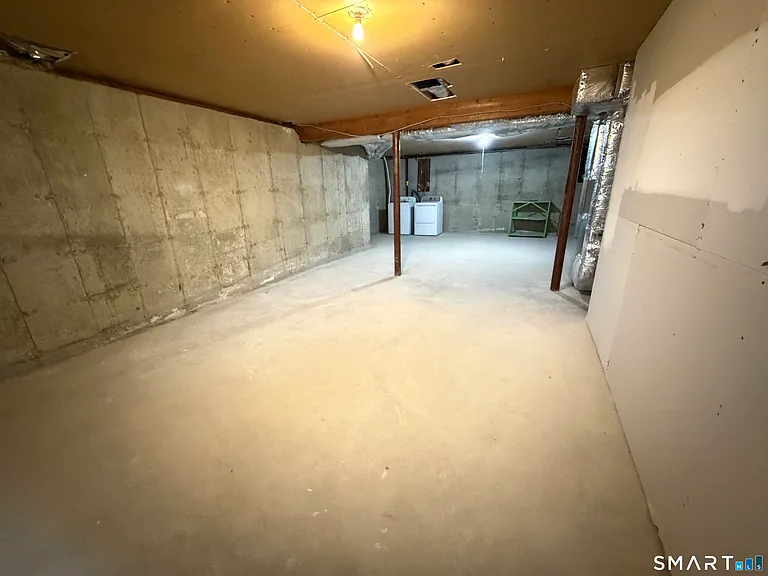 56 Janet Cir #7 — Photo 24