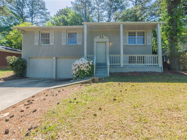 1477 Patricia Dr, Morrow, GA 30260