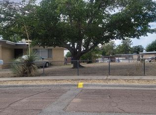 2010 Enzie Dr #1, Las Cruces, NM 88001