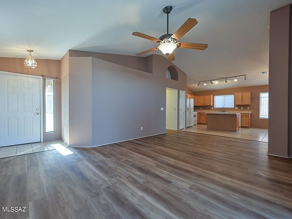 2nd image of 10838 S Lake Gambusi Dr