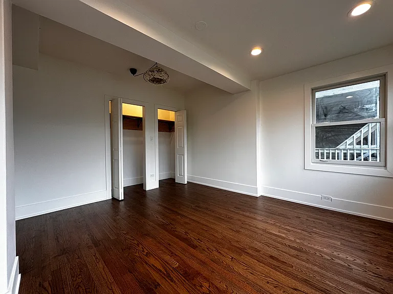 5346 W Montrose Ave #2 — Photo 10
