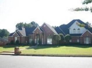 1604 Woodlands Dr, Tyler, TX 75703