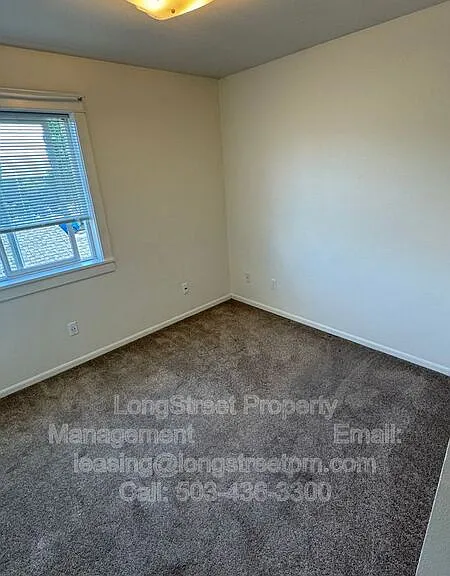 1927 NW Highland Dr — Photo 21