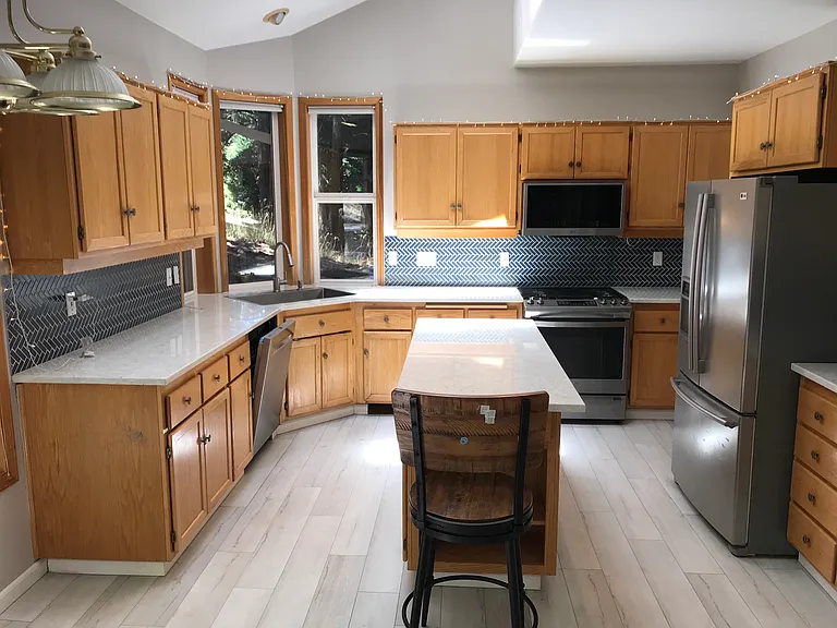 3882 Ashford Dr — Photo 30