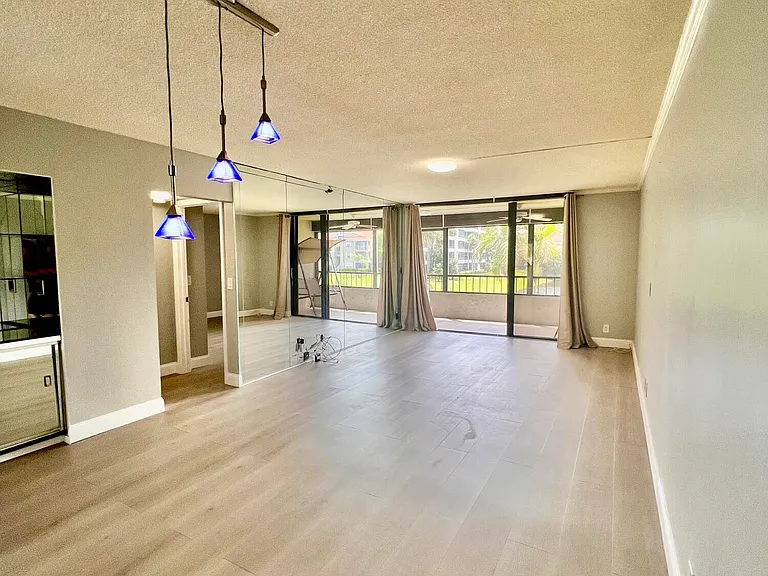 1850 Homewood Blvd #2070 — Photo 11