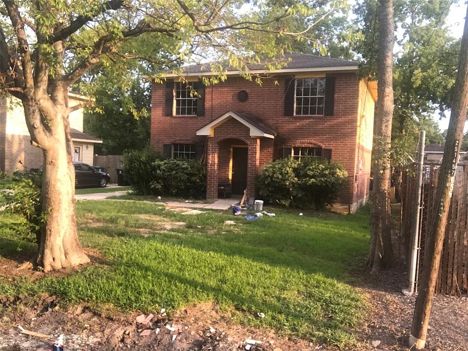 2nd image of 8210 Cargill St