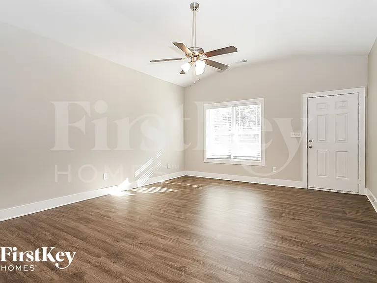4727 Holders Rd — Photo 4