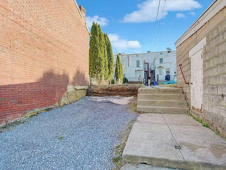507 Chestnut St — Photo 9