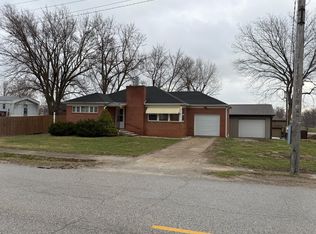 41 Oak St, Bucklin, MO 64631