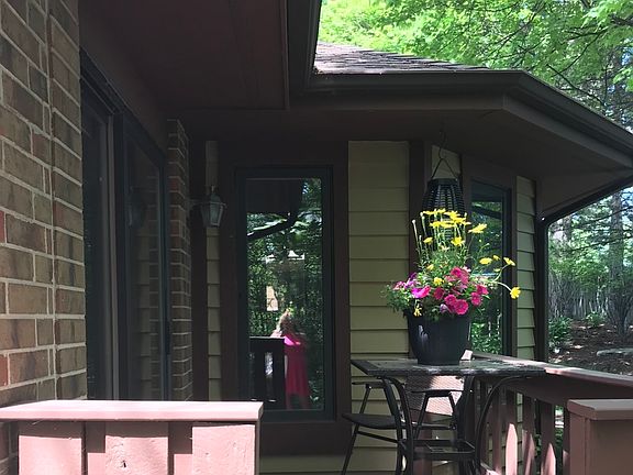 4th image of 1022 Braemoor Dr