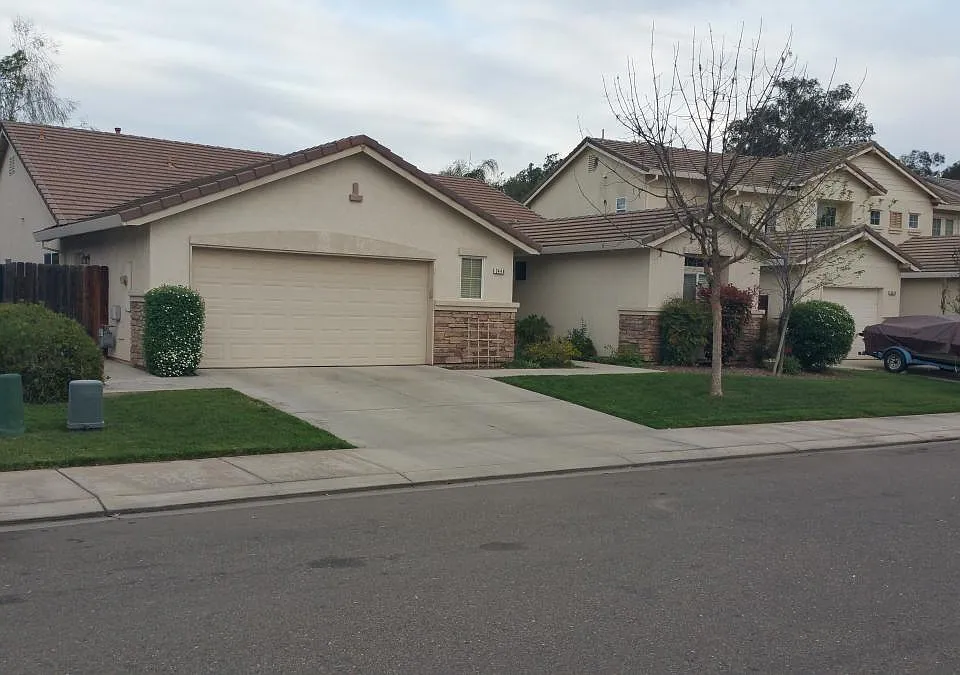 3446 San Joaquin Ct