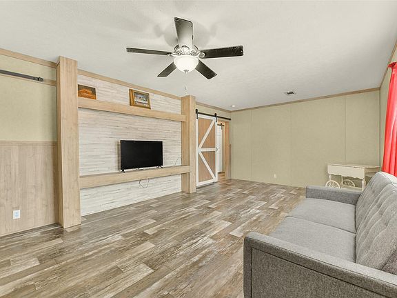 5th image of 1566 County Road 610 #F