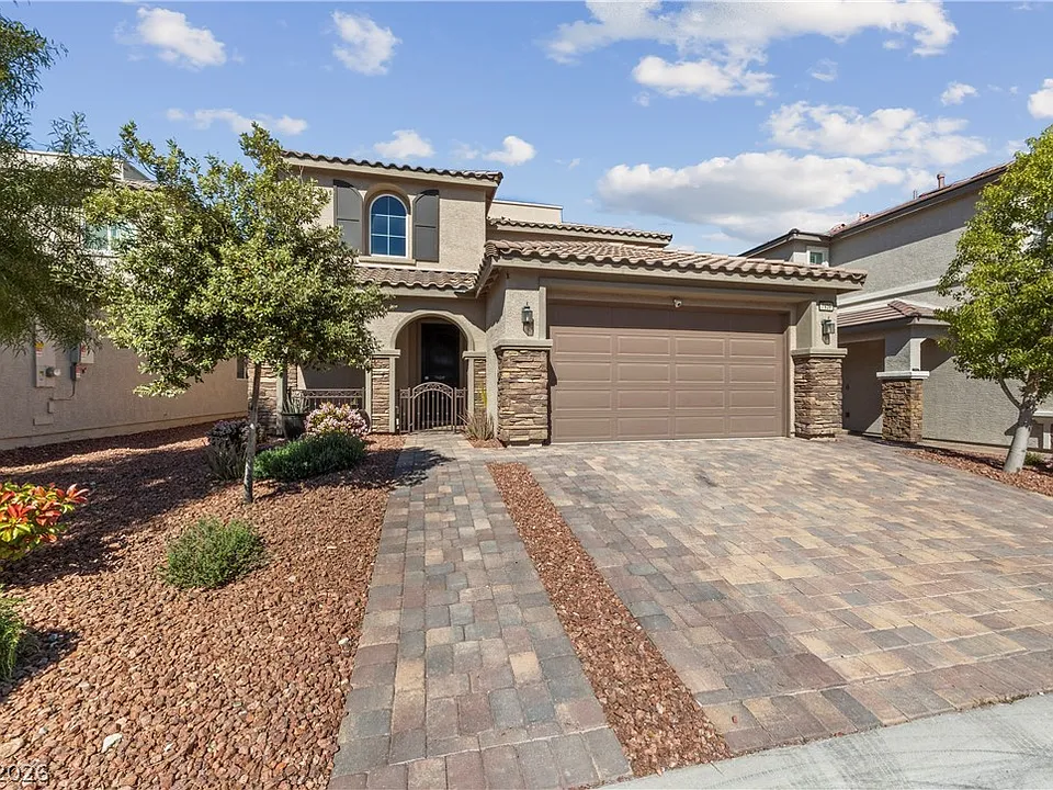 7939 Torreys Peak St