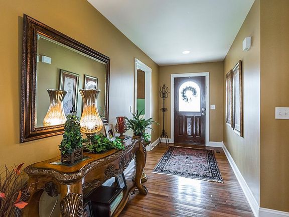 4th image of 108 Gleneagles Blvd